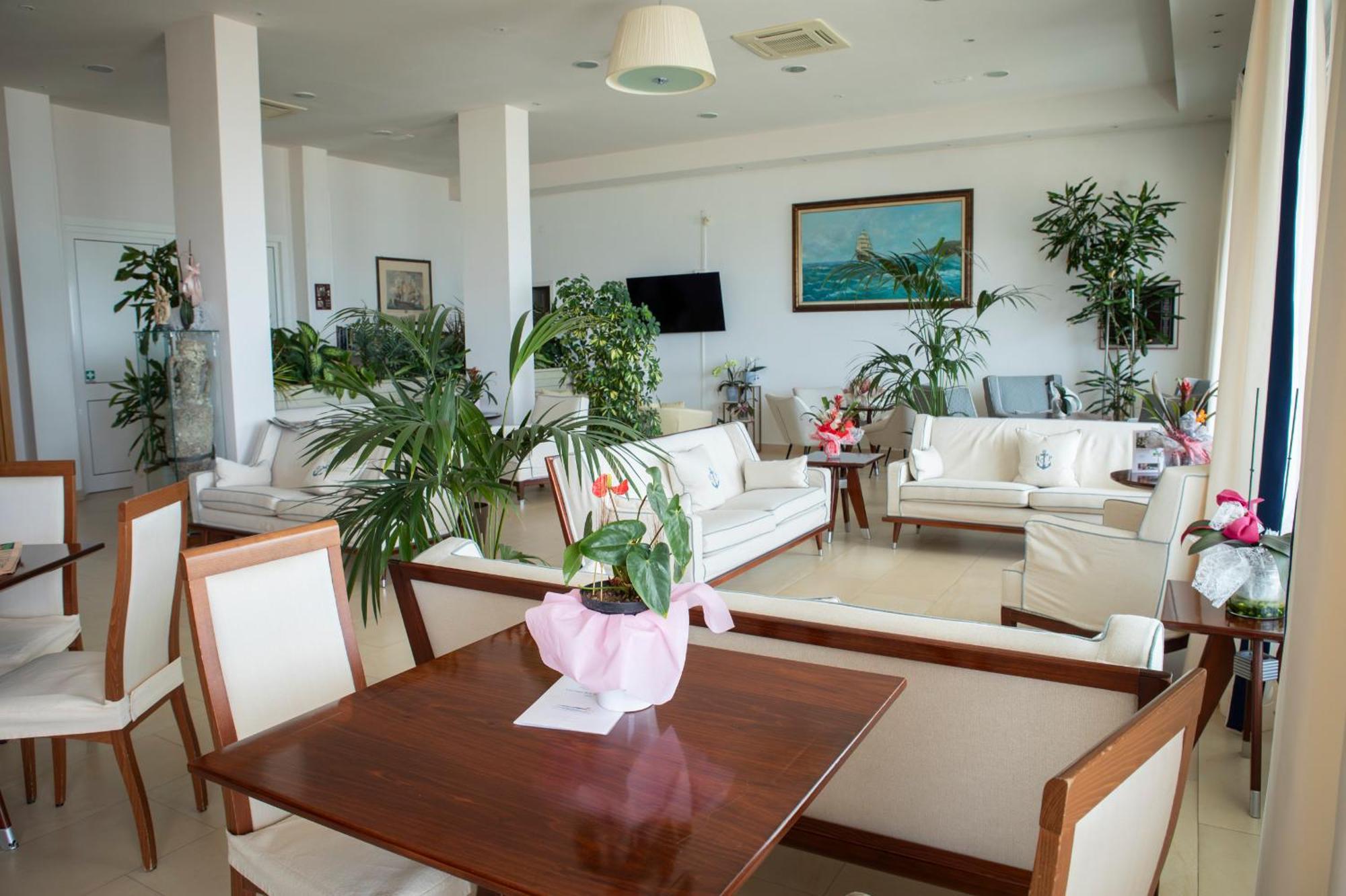 Hotel Parrini Follonica Esterno foto