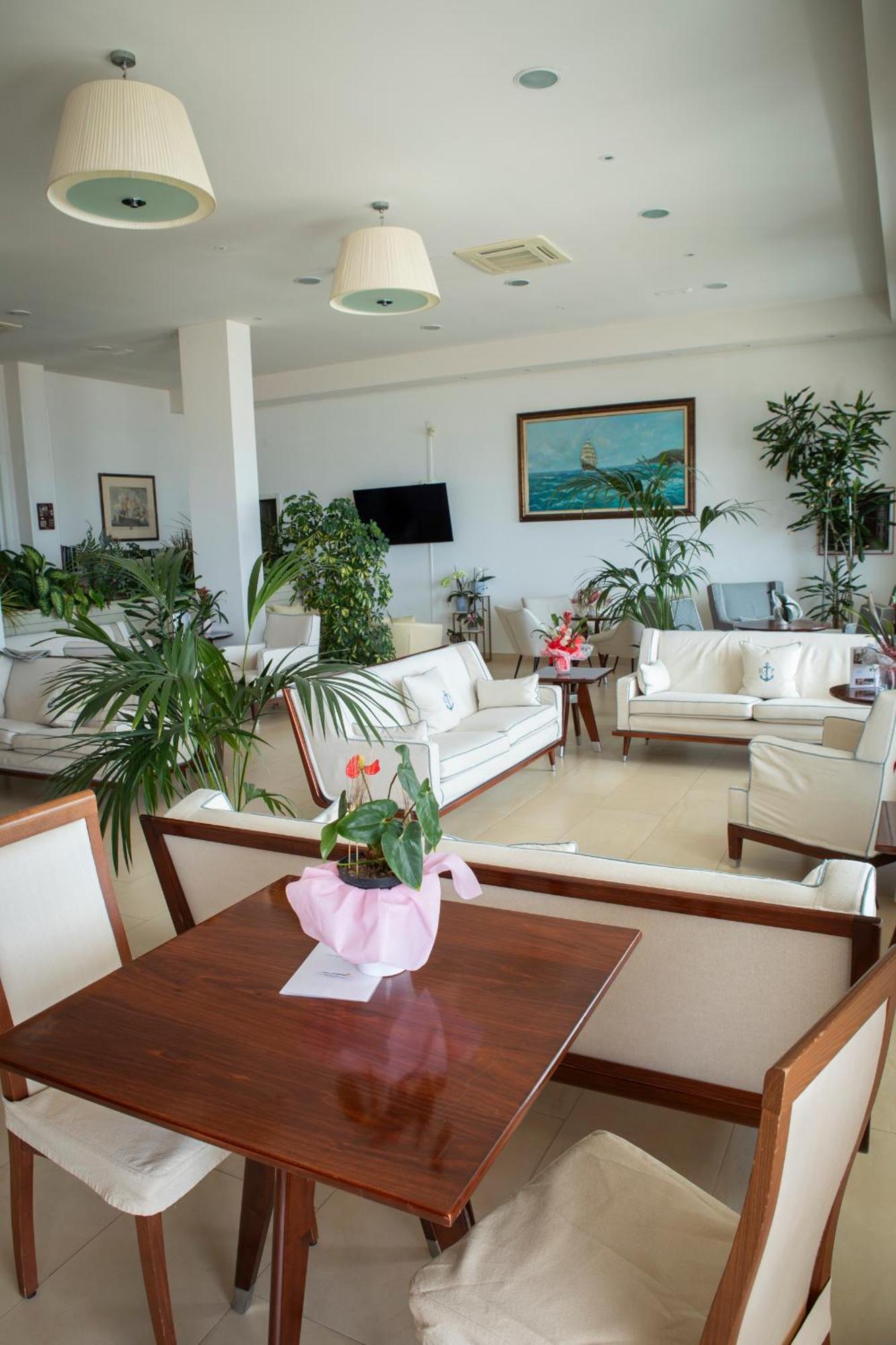Hotel Parrini Follonica Esterno foto