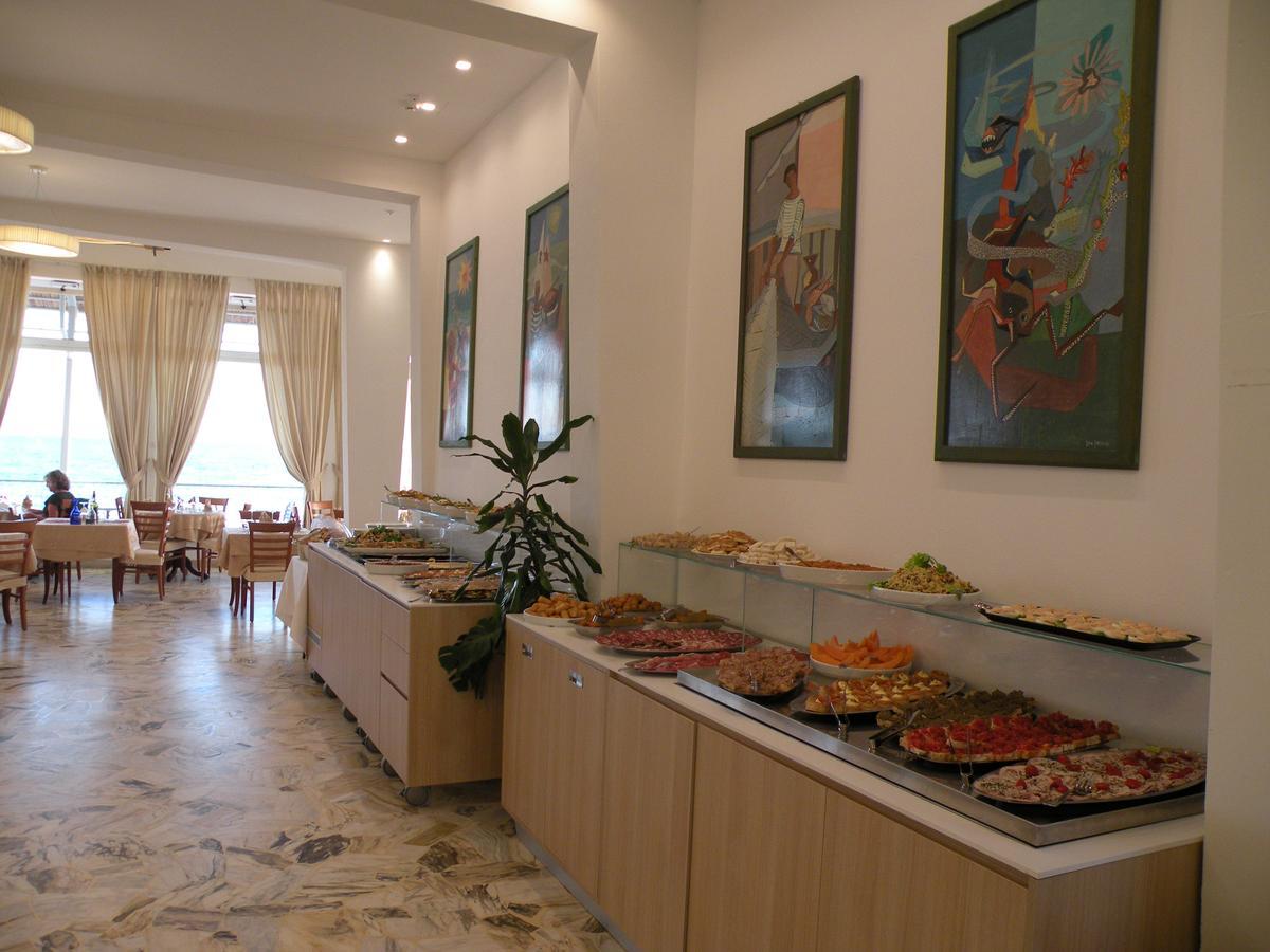 Hotel Parrini Follonica Esterno foto
